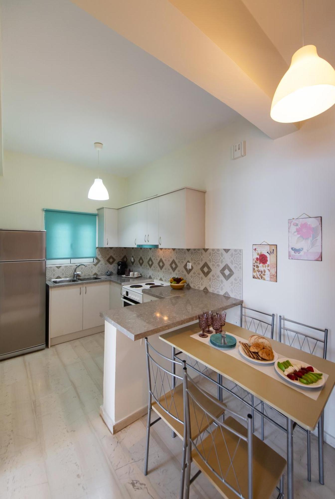 ניקיאנה Meteora Suites מראה חיצוני תמונה
